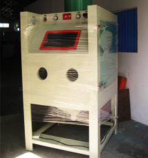 上旋风手动箱式喷砂机